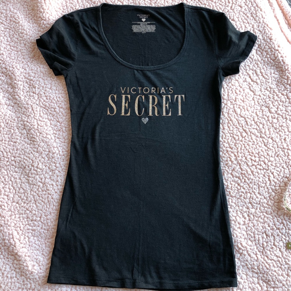 Victoria’s Secret xs black T-shirt w/ gold writing